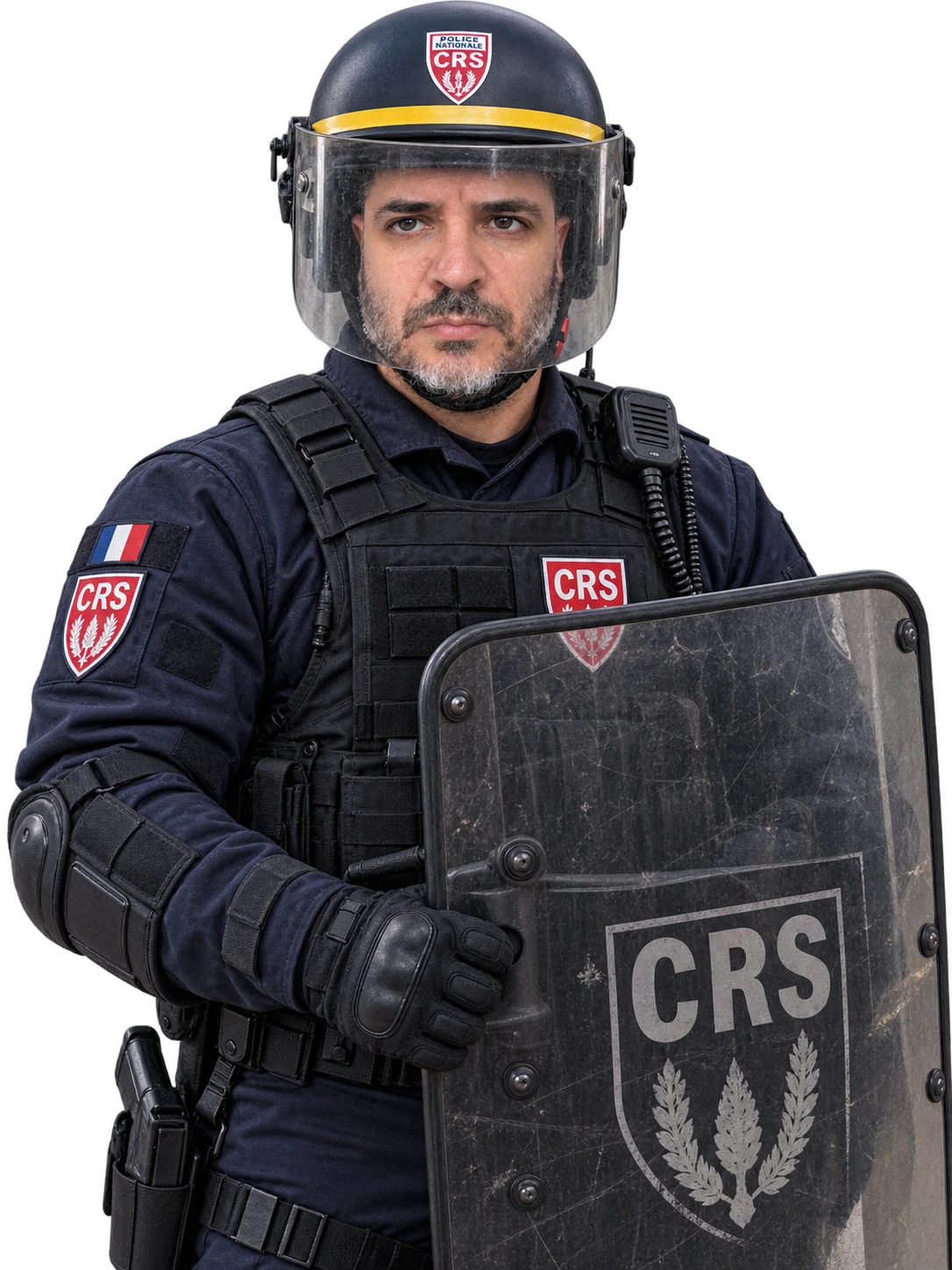 Le père, CRS casqué derrière sa visière transparente, bouclier en main, regard droit vers l'objectif, personnage du film Révolte ! généré par IA
